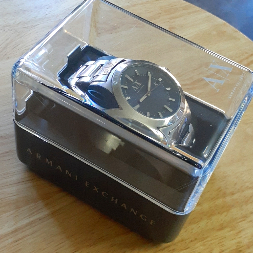 Watch - Picture 5 of 5